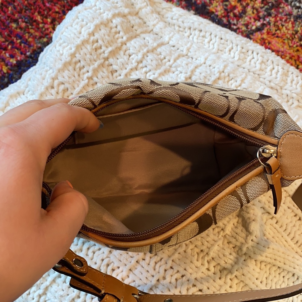 Coach Purse! - Picture 4 of 5